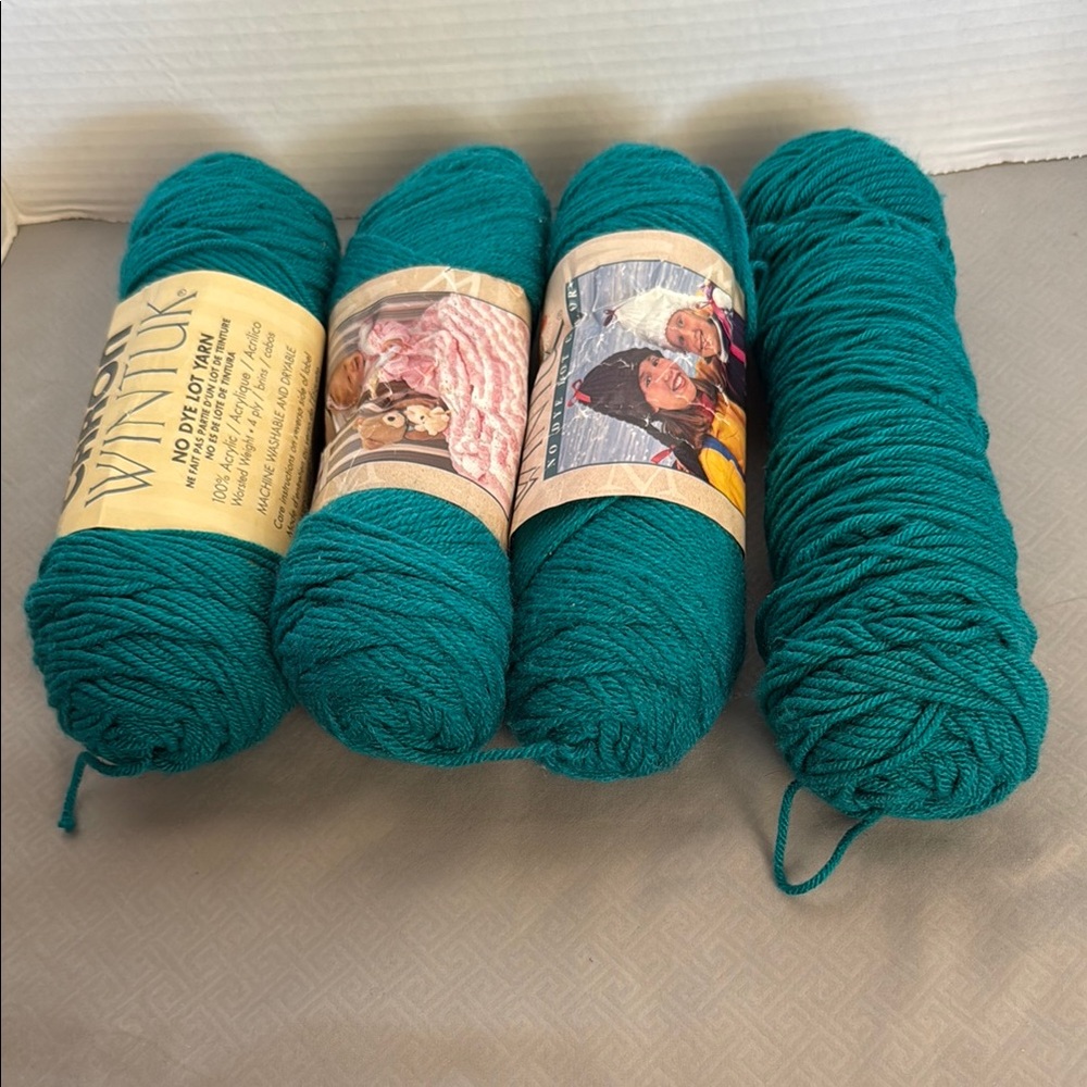 Caron Wintuk Dark Persian #3197 Yarn 4 Ply 3 Skeins & Partial One Similar Color